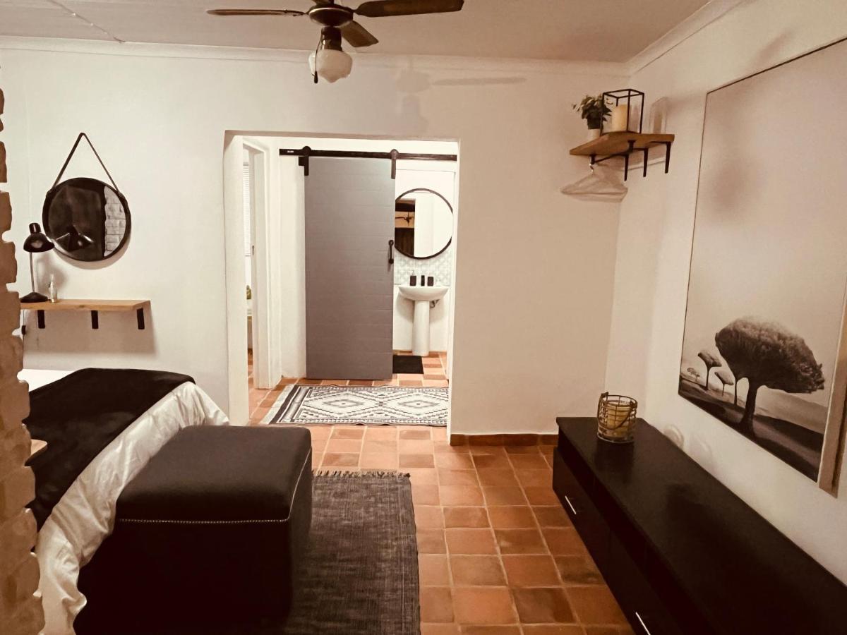 ハートビーズポート The Hart House Bed & Breakfast エクステリア 写真