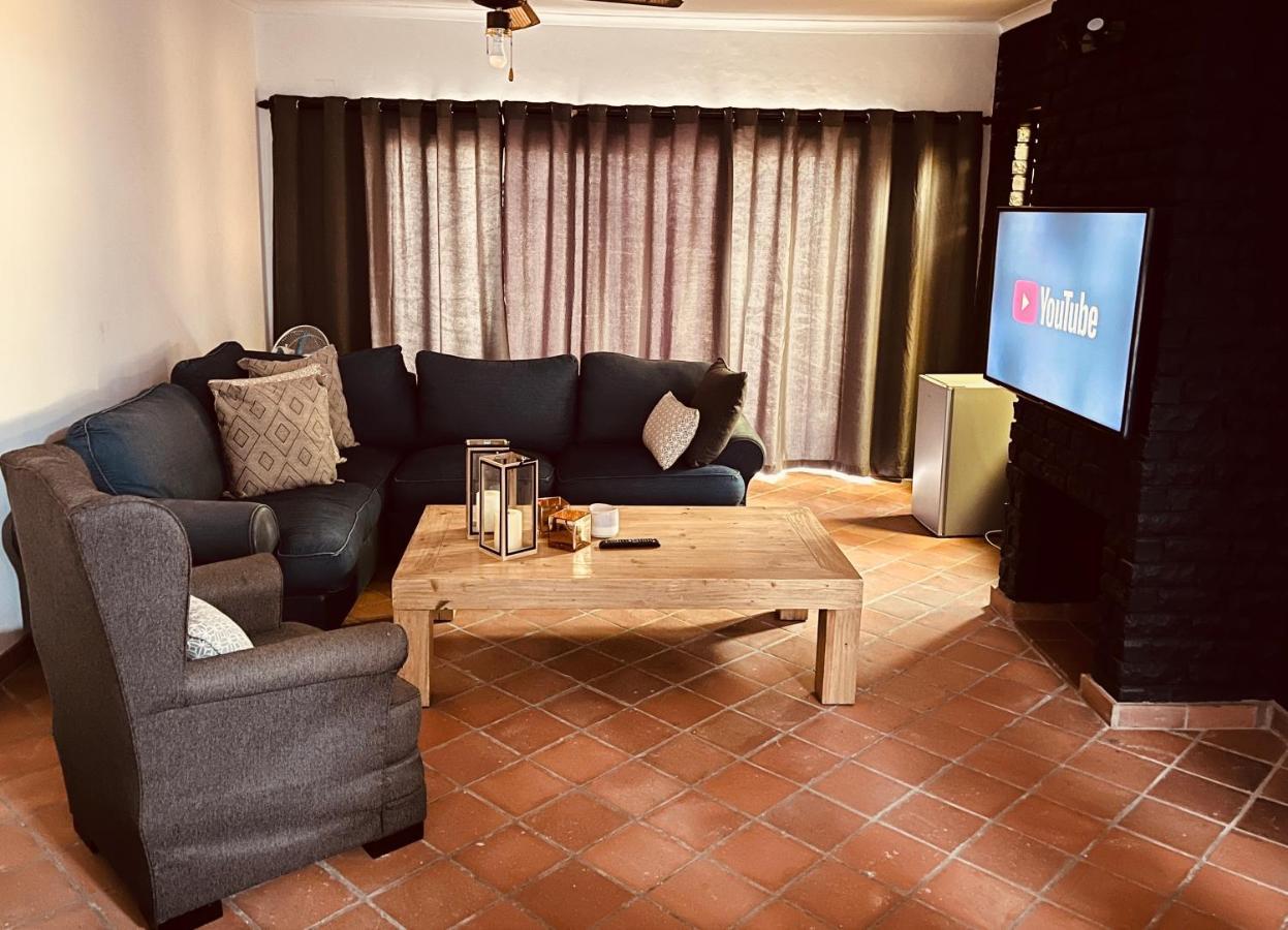 ハートビーズポート The Hart House Bed & Breakfast エクステリア 写真